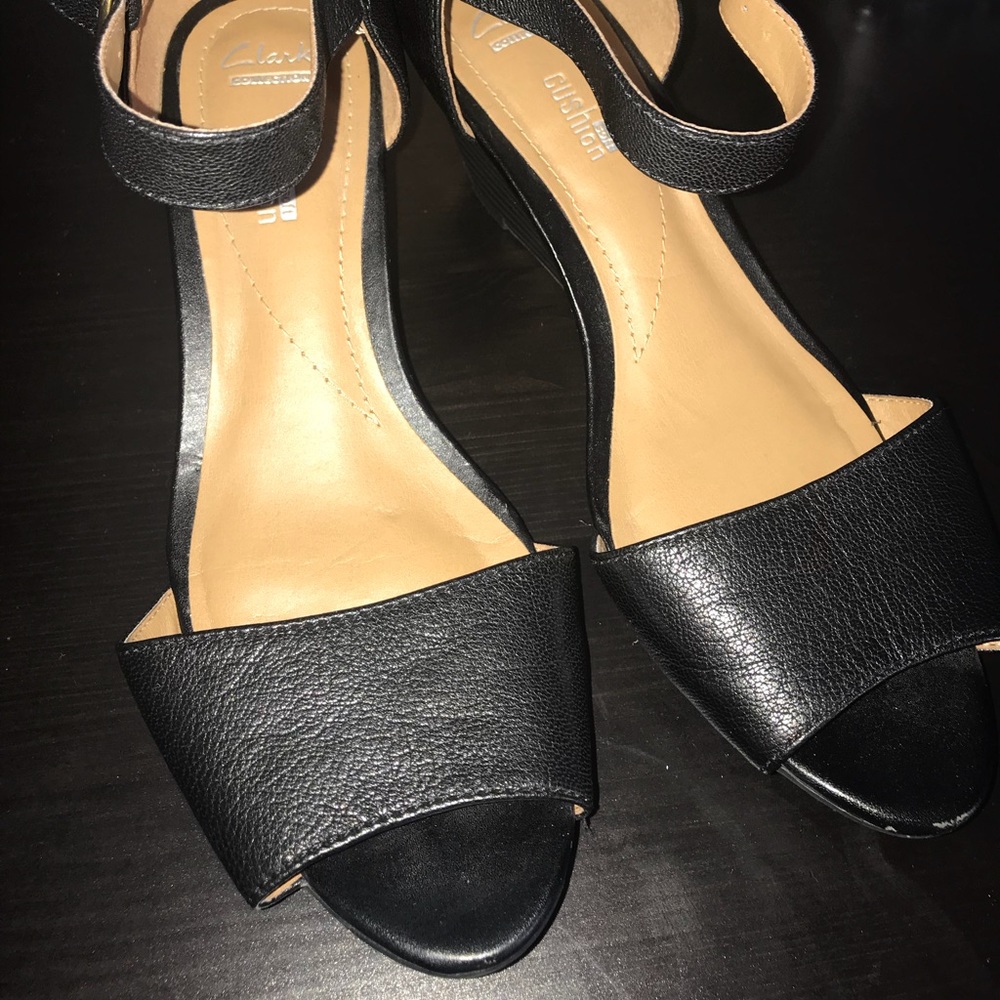 Women’s Clarks Brielle Drive Black sandals size 7